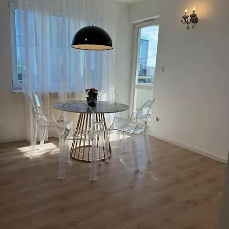 Apartment Glamour In Ochota *