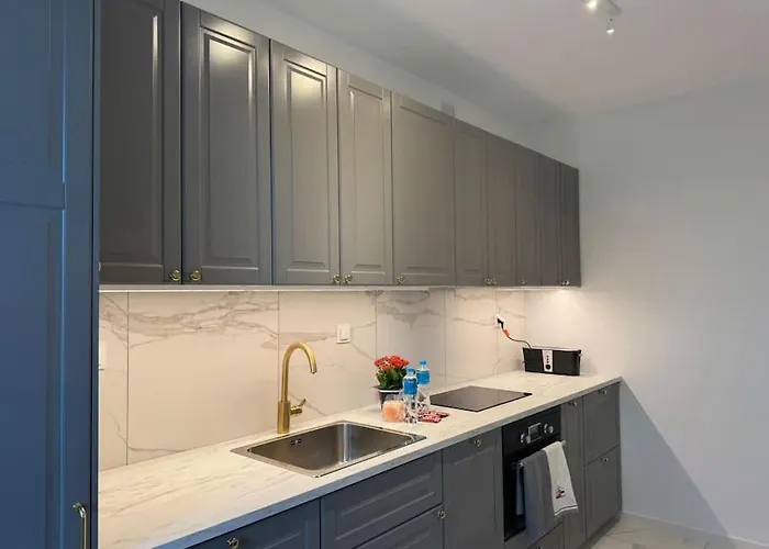 Glamour In Ochota Warszawa