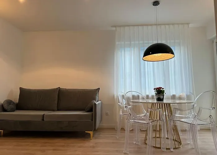 Glamour In Ochota Lejlighed